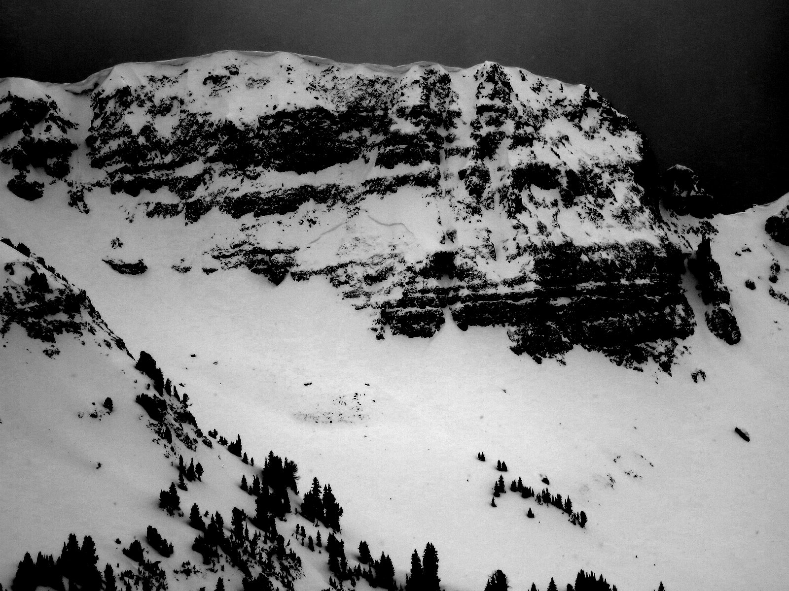 Avalanche east of Alex Lowe Peak